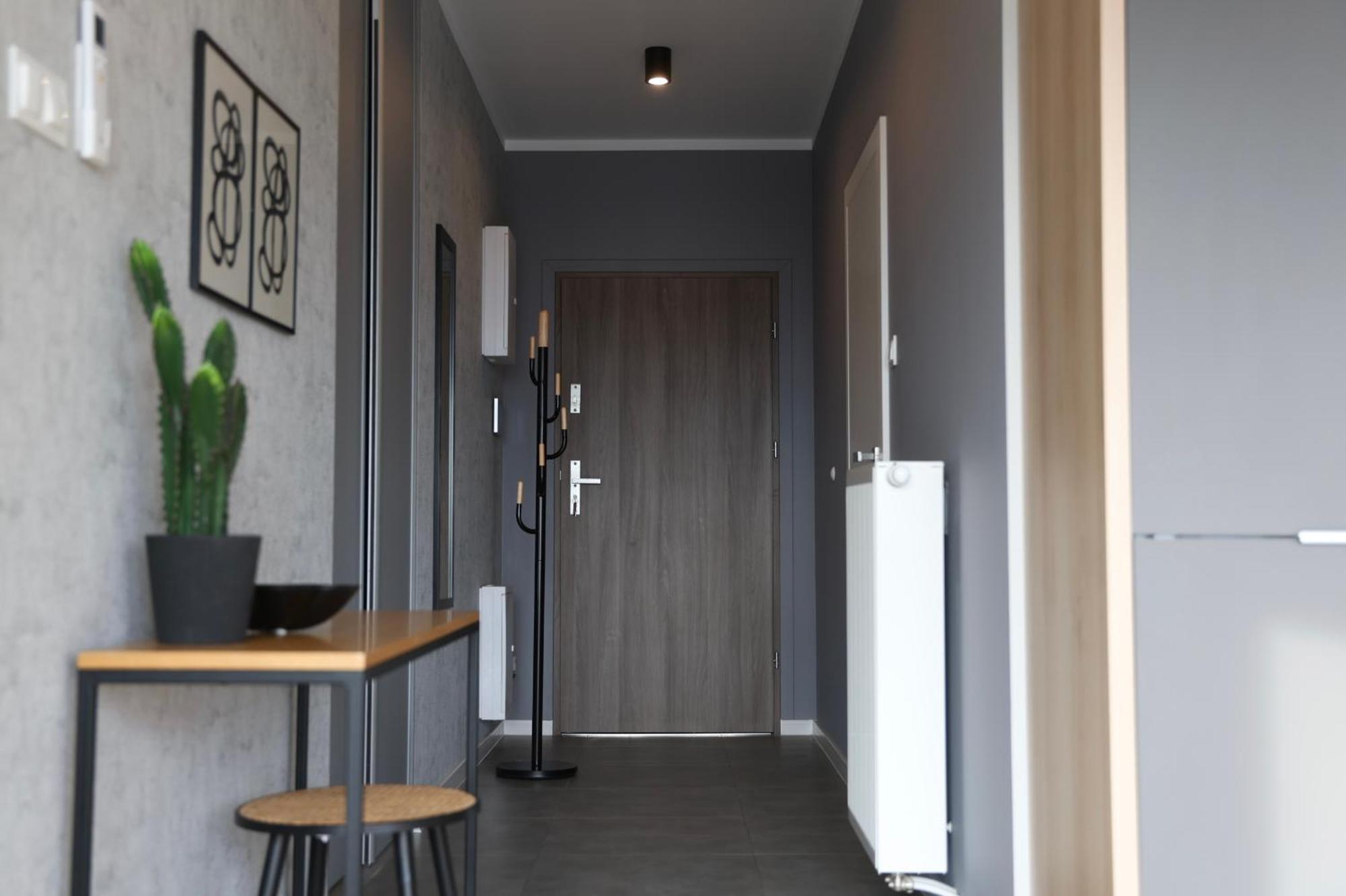 Capital Towers Grand Apartment *